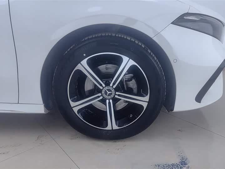 Фото 6 - Mercedes-Benz A-Class