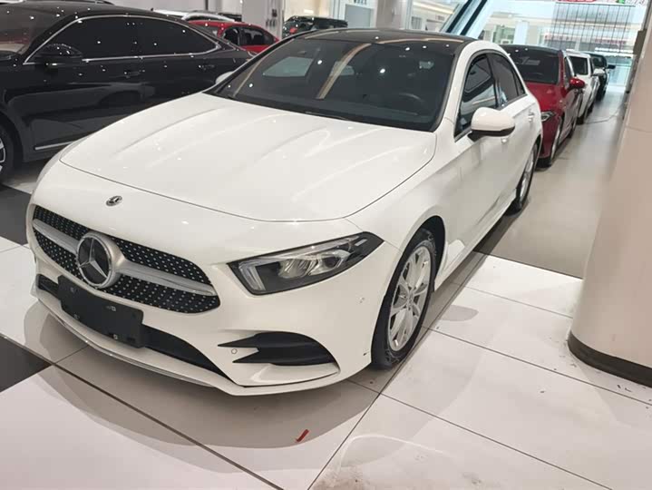 Фото 1 - Mercedes-Benz A-Class