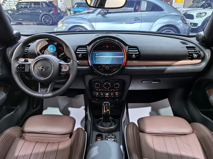 Фото 7 - Mini Clubman