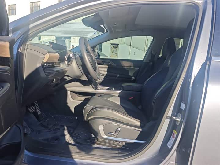 Фото 2 - XPeng P5