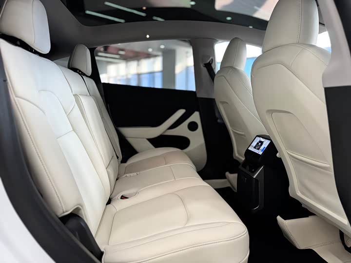 Фото 5 - Tesla Model Y