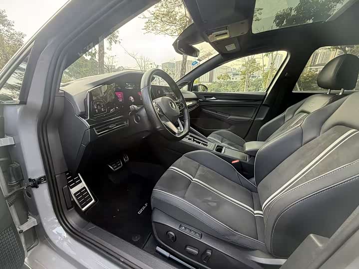 Фото 7 - Volkswagen Golf