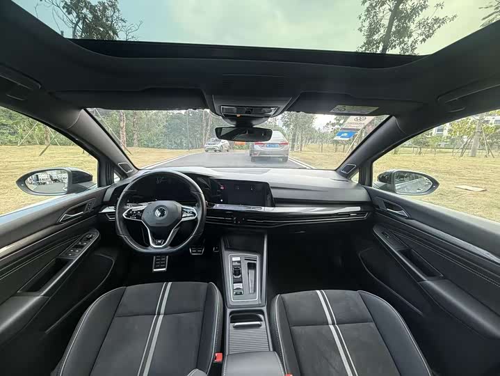 Фото 9 - Volkswagen Golf