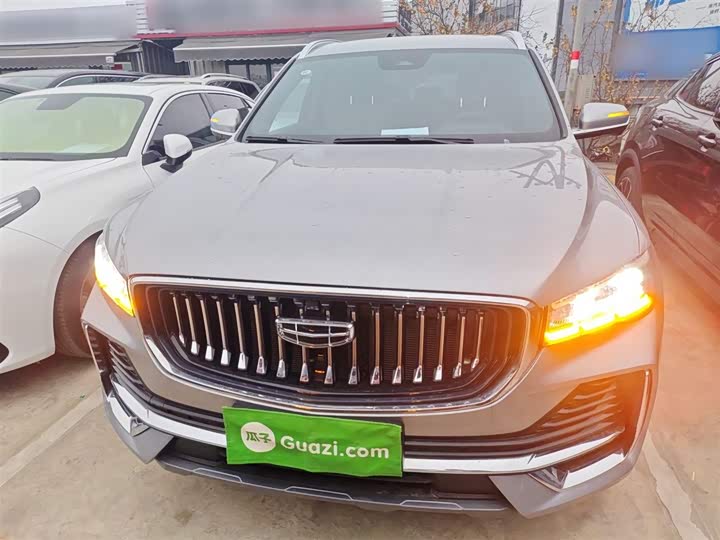 Фото 3 - Geely Monjaro