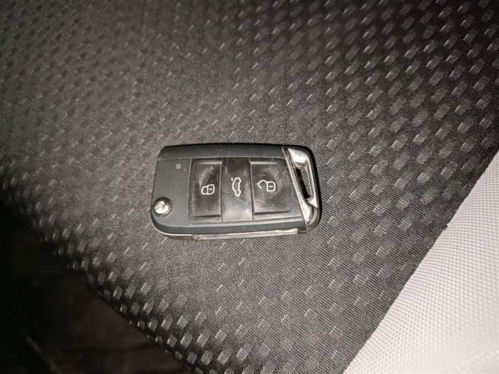 Фото 9 - Volkswagen Tacqua