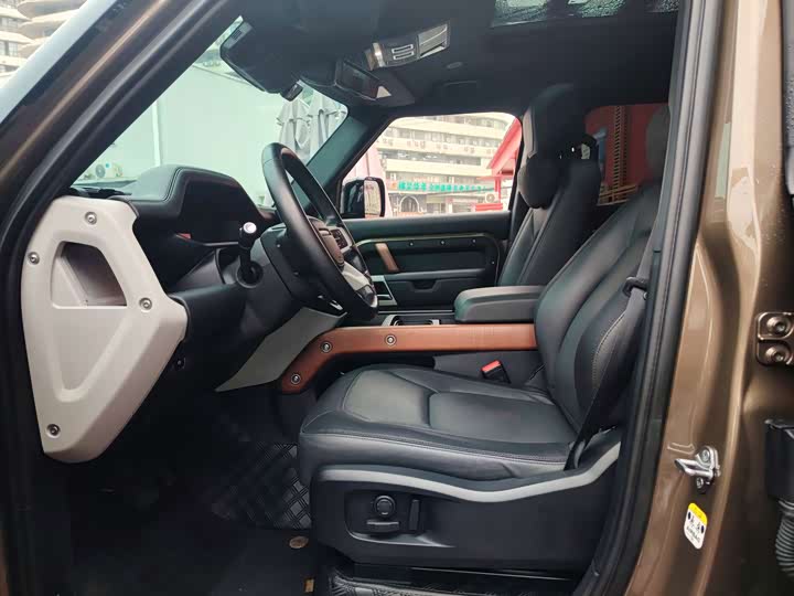 Фото 7 - Land Rover Defender