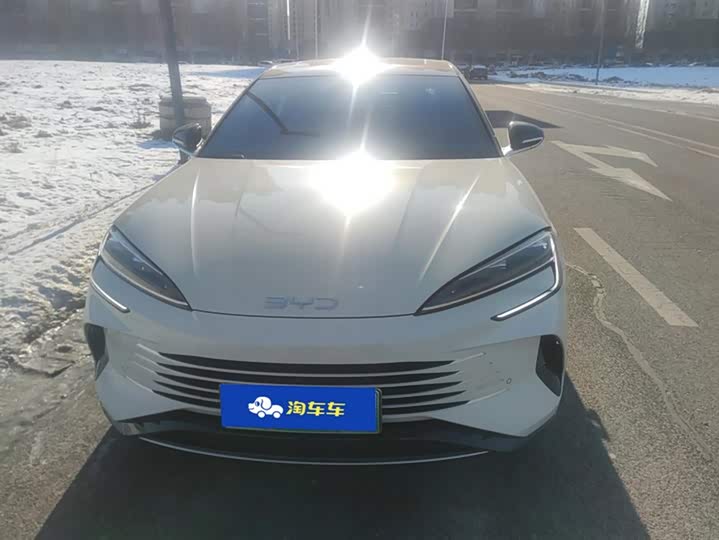 Фото 2 - BYD Seal 07 DM-i Hybrid