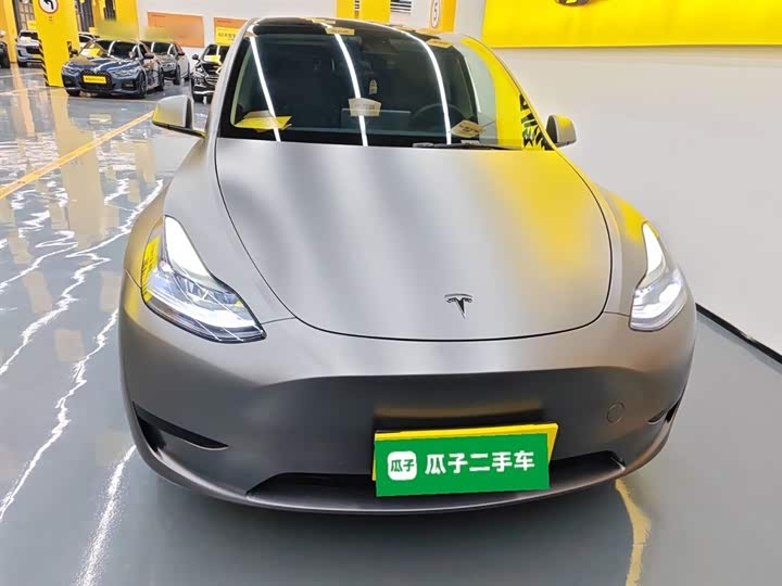 Фото 3 - Tesla Model Y