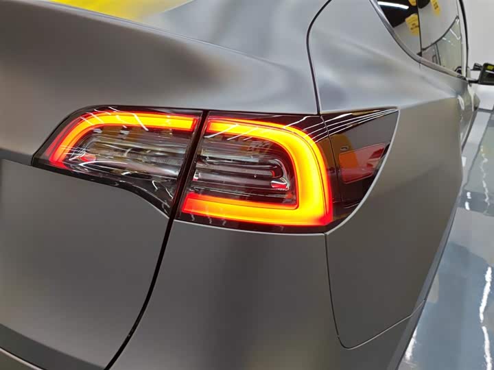 Фото 8 - Tesla Model Y