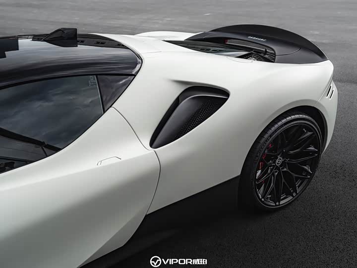 Фото 5 - Ferrari SF90