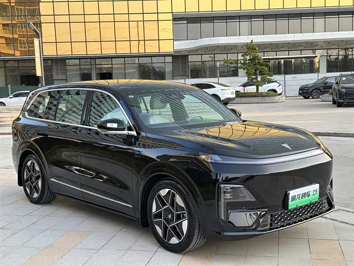 Фото 3 - Changan Deepal S09