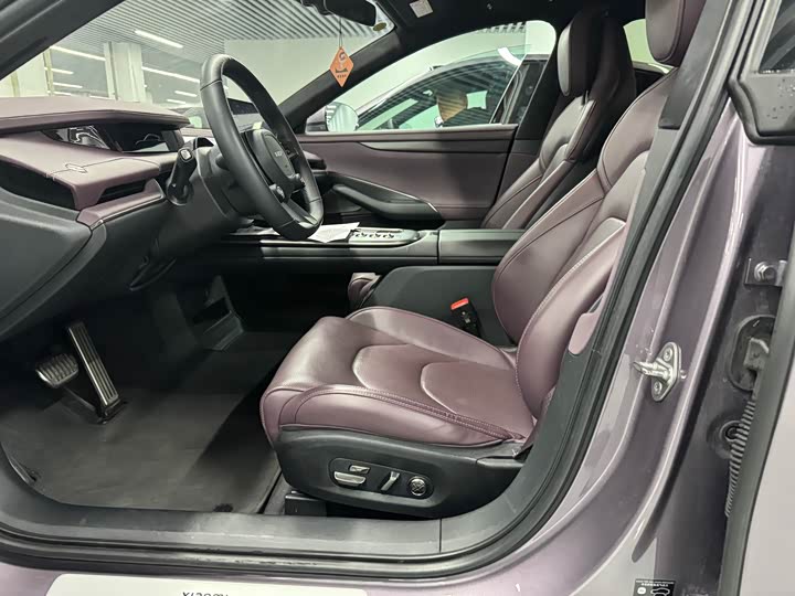 Фото 4 - Xiaomi SU7