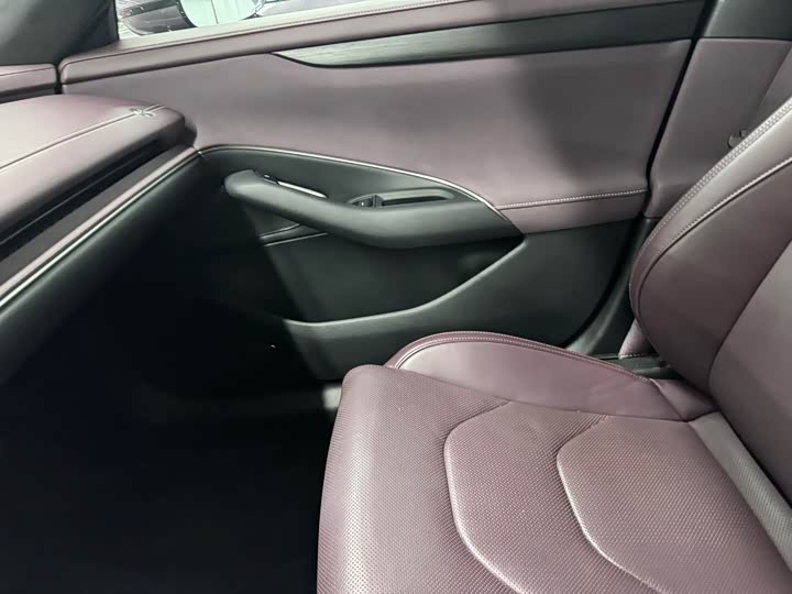 Фото 6 - Xiaomi SU7