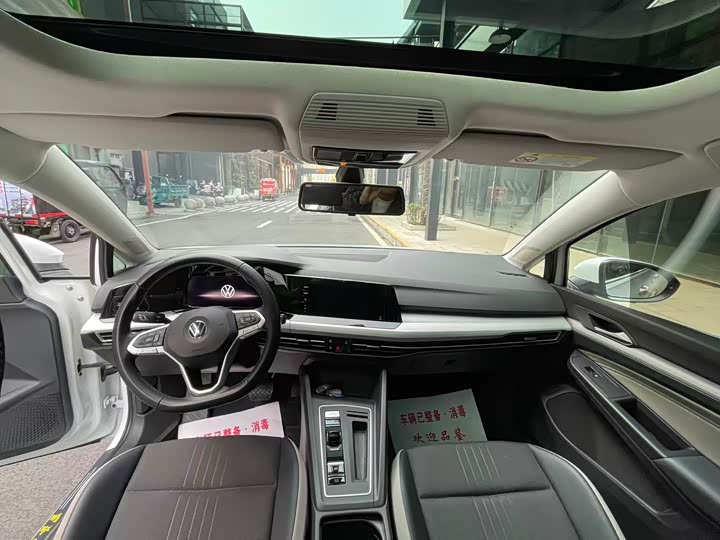 Фото 6 - Volkswagen Golf