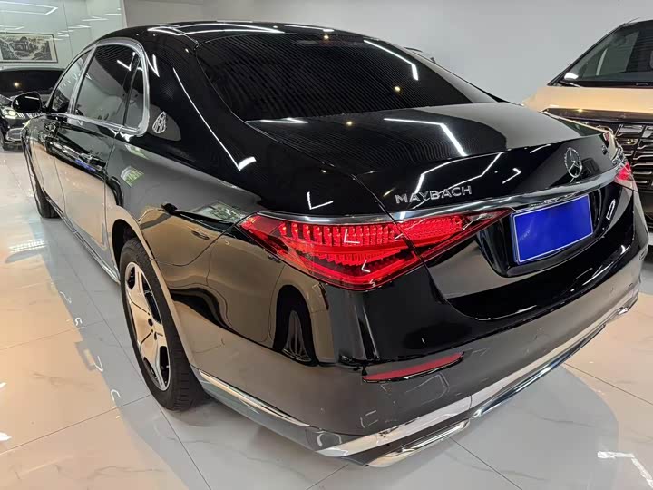 Фото 4 - Mercedes-Benz Maybach S-Class