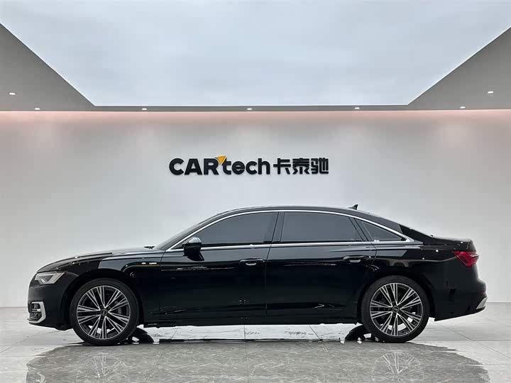 Фото 2 - Audi A6L