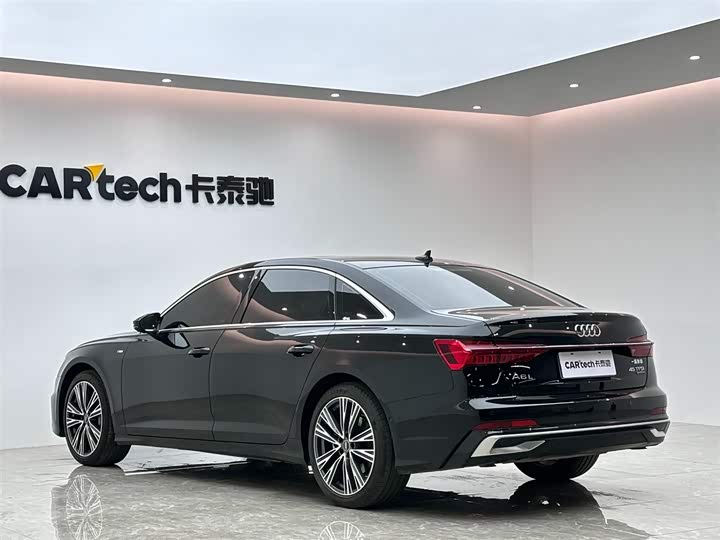 Фото 3 - Audi A6L