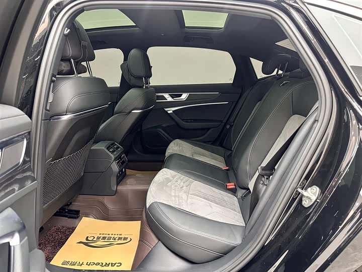 Фото 9 - Audi A6L