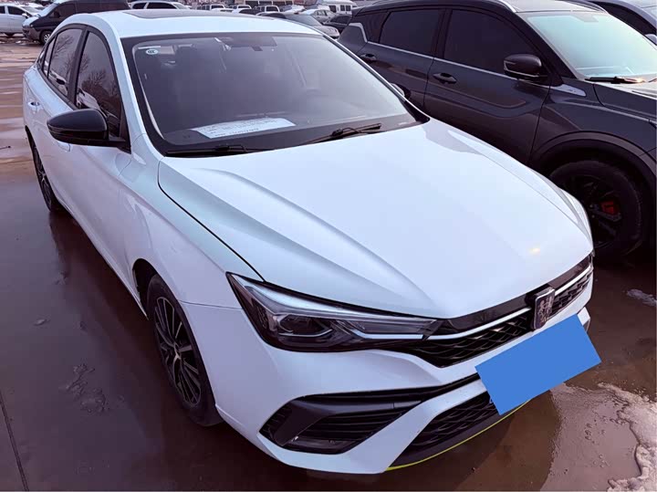 Фото 3 - Roewe i5