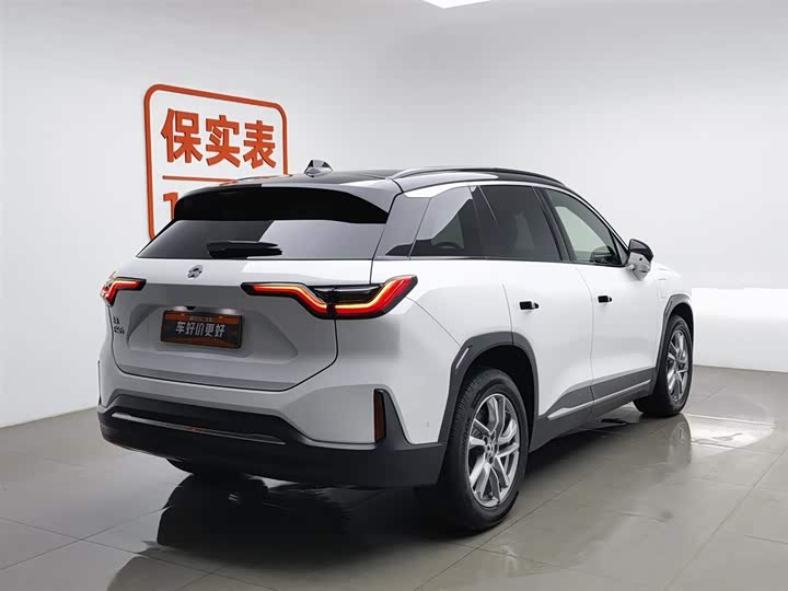 Фото 2 - Nio ES6