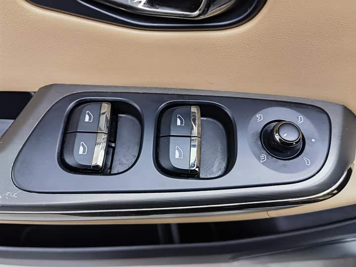 Фото 9 - Nio ES6