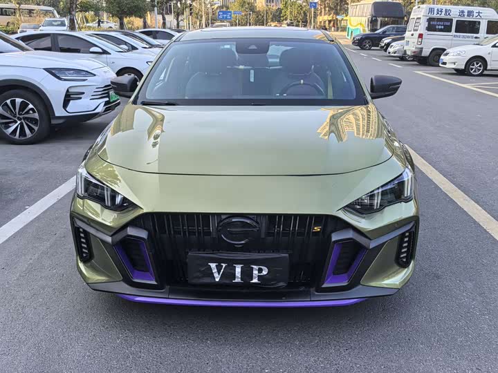 Фото 2 - GAC Trumpchi Empow R