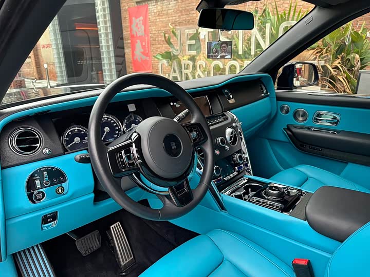 Фото 5 - Rolls-Royce Cullinan