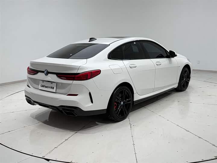 Фото 8 - BMW 2 Series