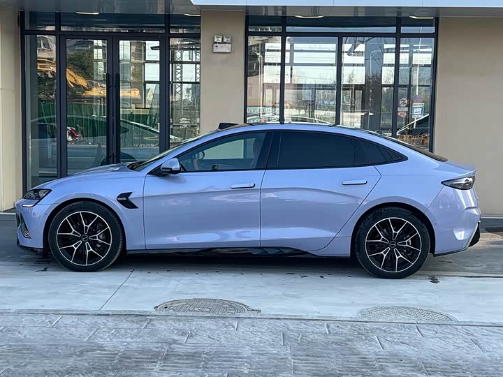 Фото 3 - BYD Seal