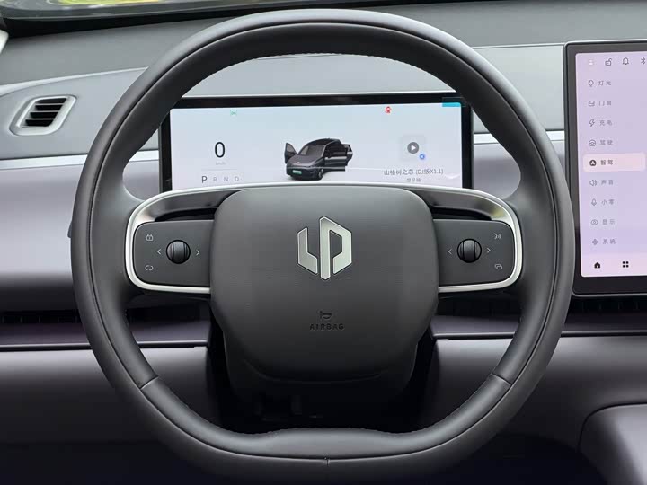 Фото 5 - Leapmotor C10