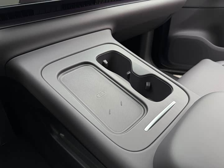 Фото 8 - Leapmotor C10