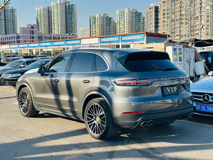 Фото 6 - Porsche Cayenne