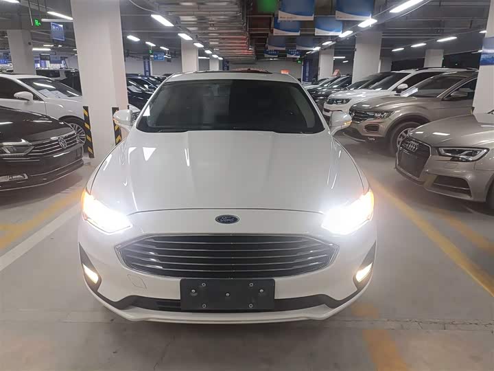 Фото 3 - Ford Mondeo