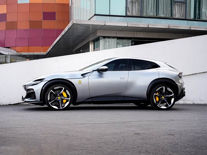 Фото 4 - Ferrari Purosangue