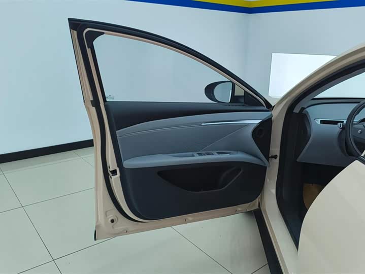 Фото 7 - XPeng Mona M03