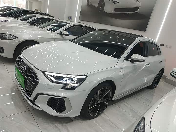 Фото 5 - Audi A3