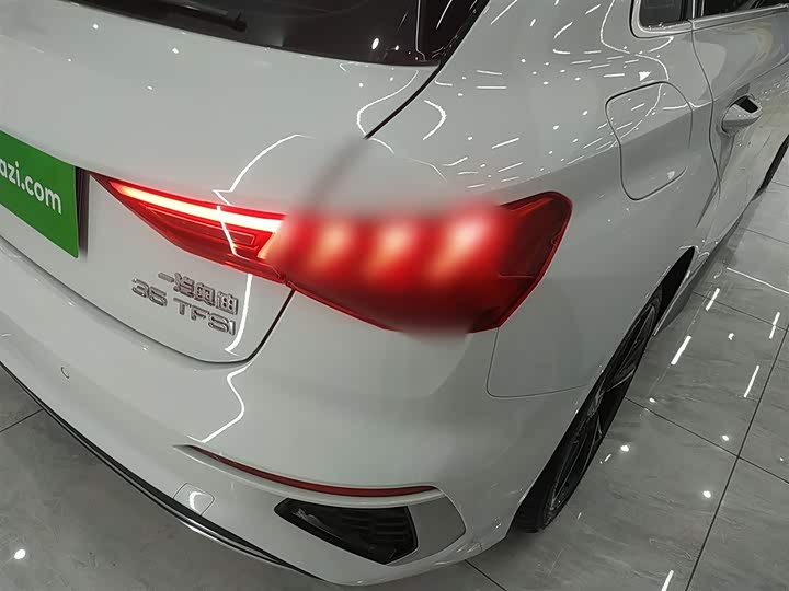 Фото 8 - Audi A3