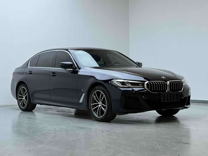 Фото 3 - BMW 5 Series