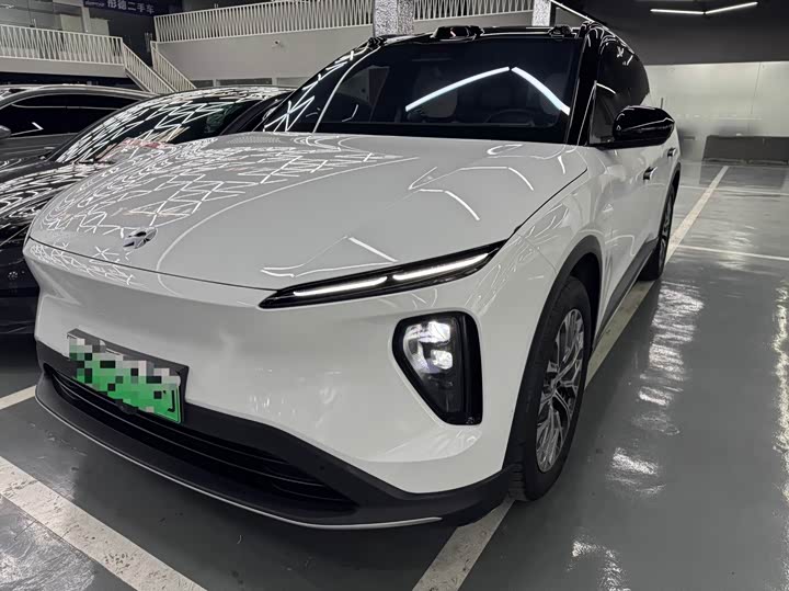 Фото 1 - Nio ES6