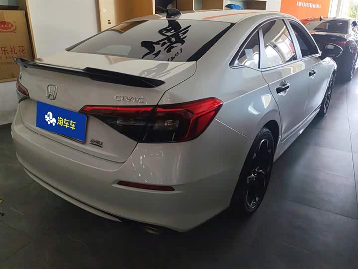 Фото 3 - Honda Civic