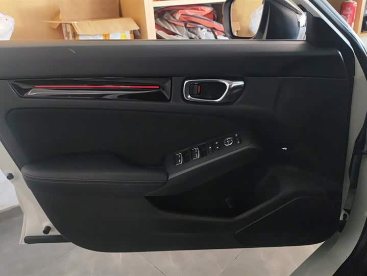 Фото 7 - Honda Civic