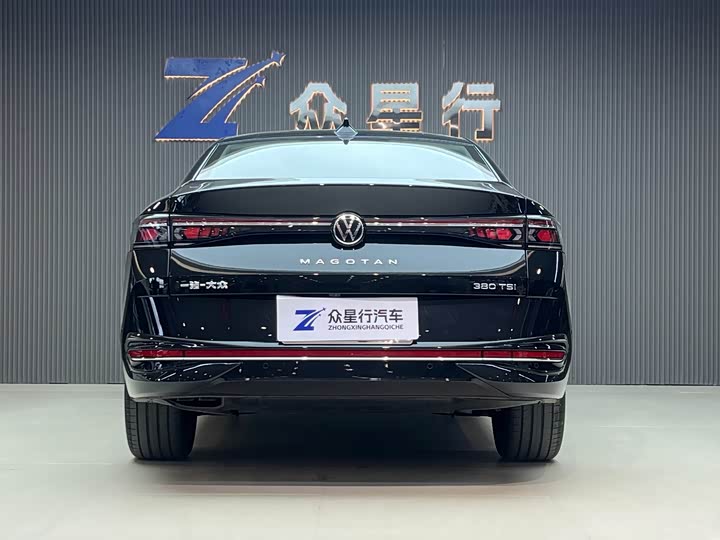 Фото 4 - Volkswagen Magotan