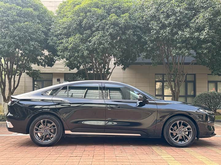 Фото 8 - Ford Mondeo