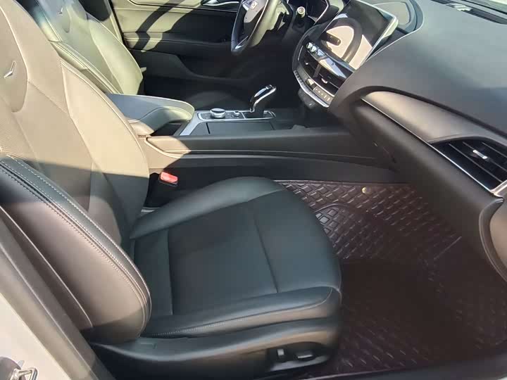 Фото 7 - Cadillac CT5