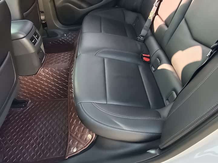 Фото 8 - Cadillac CT5