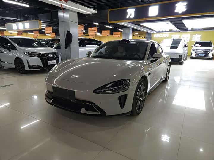 Фото 2 - Xiaomi SU7