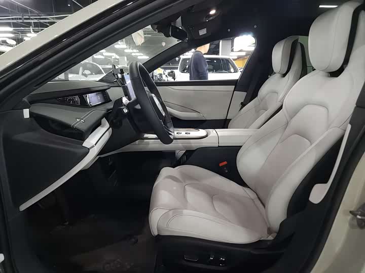 Фото 6 - Xiaomi SU7