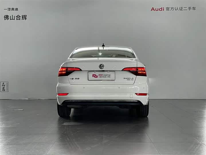 Фото 5 - Volkswagen Sagitar L