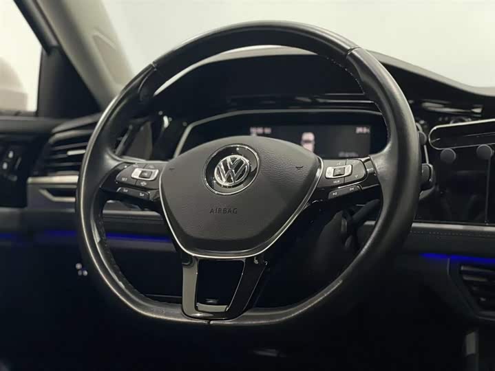 Фото 7 - Volkswagen Sagitar L