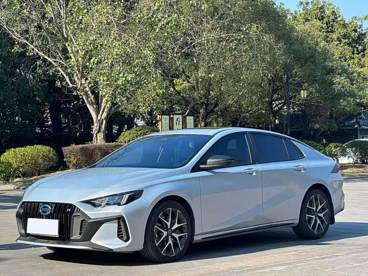 Фото 1 - GAC Trumpchi Empow R